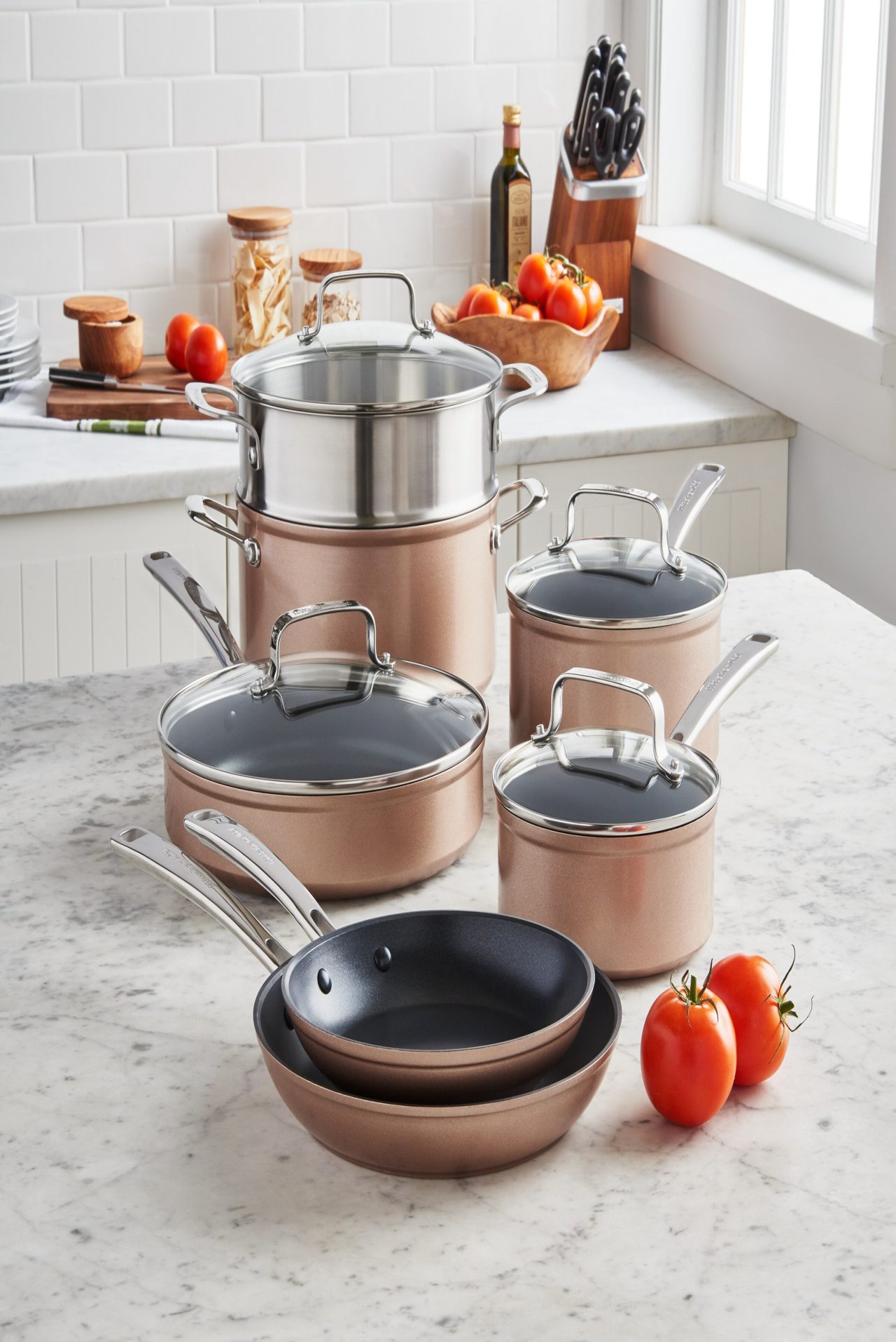Find sleek, performance cooking sets at KitchenAid.