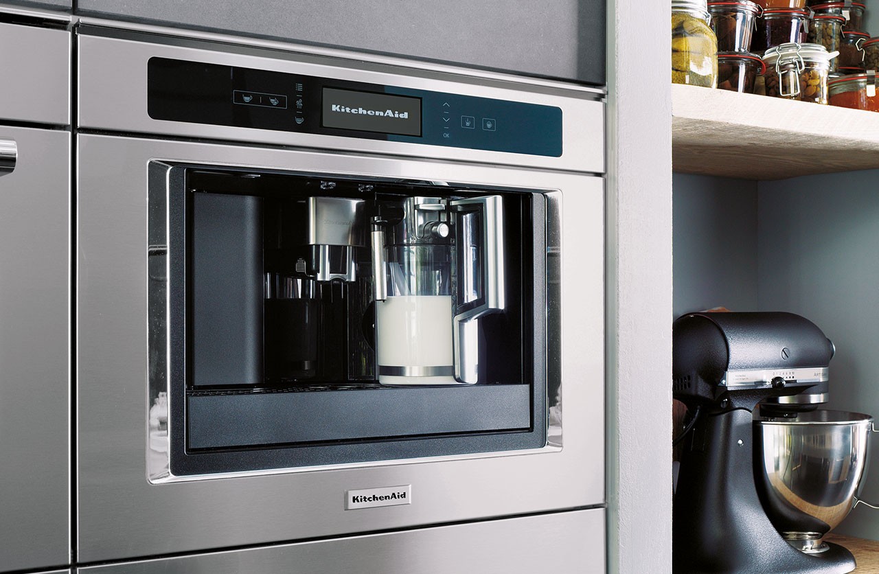Save Space And Fire Up Stunning Meals With A Single Wall Oven From KitchenAid Save Space And Fire Up Stunning Meals With A Single Wall Oven From KitchenAid