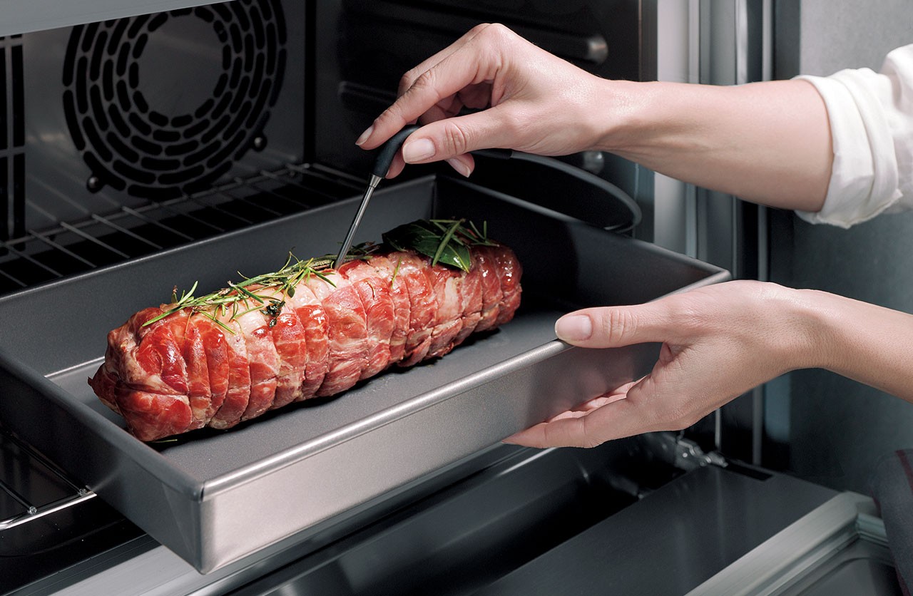 Save Space And Fire Up Stunning Meals With A Single Wall Oven From KitchenAid Save Space And Fire Up Stunning Meals With A Single Wall Oven From KitchenAid