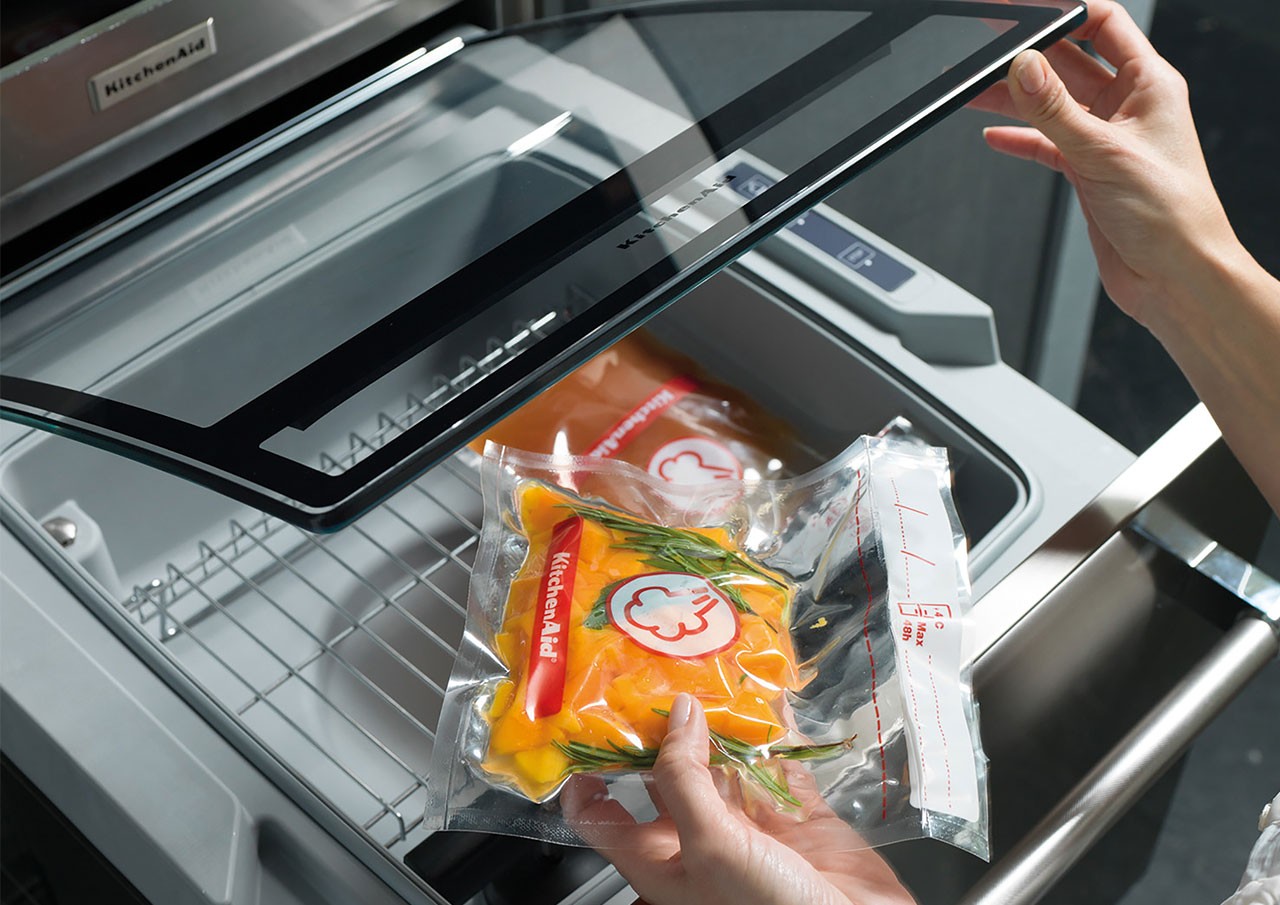 Save Space And Fire Up Stunning Meals With A Single Wall Oven From KitchenAid Save Space And Fire Up Stunning Meals With A Single Wall Oven From KitchenAid